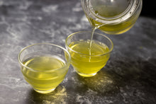 Load image into Gallery viewer, Glass Yunomi (Set of Two)