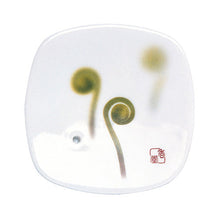 Load image into Gallery viewer, Incense Plate – YUME-NO-YUME, Fiddlehead Fern
