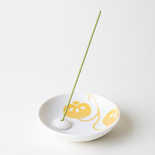 Load image into Gallery viewer, Incense Plate – Yukari Motif, Tea Seeds
